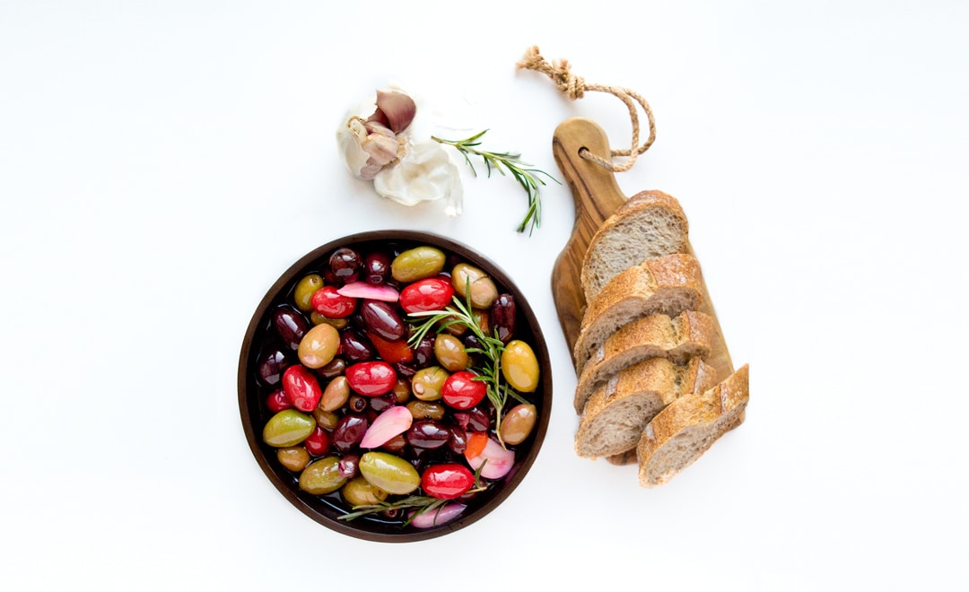 Warm Olives with a Splash of Gin Chef Sous Chef