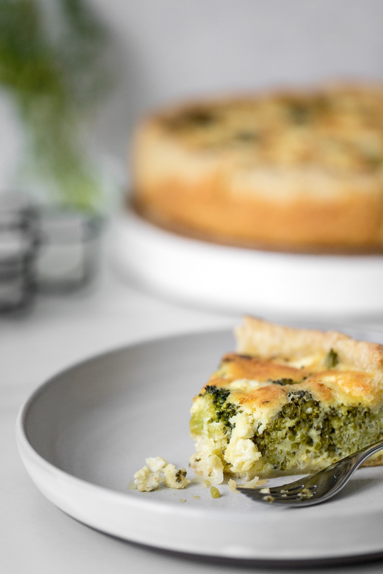 Detail image of a slice of broccoli and cheese quich